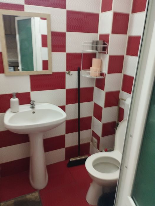 Proprietar inchiriez