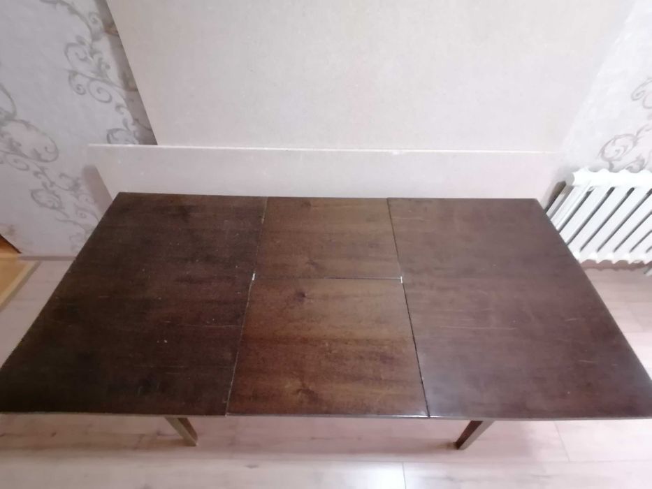Продаётся раскладной стол