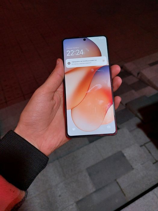 Redmi note13 pro 8/256GB srochni sotiladi