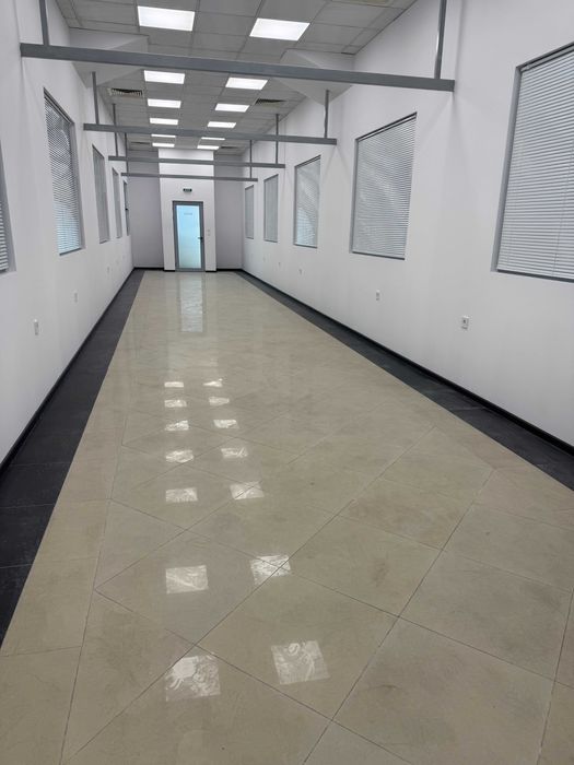 Дава се под наем Офис в Велико Търново, Център - 195 кв.м за 1020 € - Снимка #1