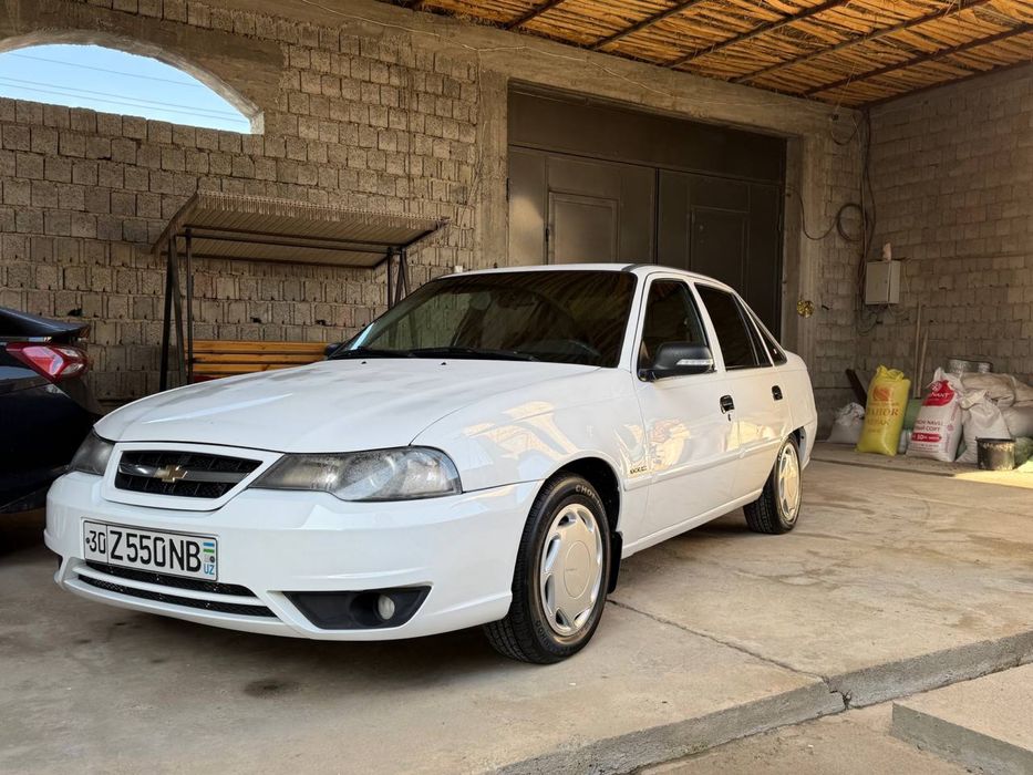 Nexia - 2 Srochni sotiladi holati yaxshi balonlari yaxshi holatda megi