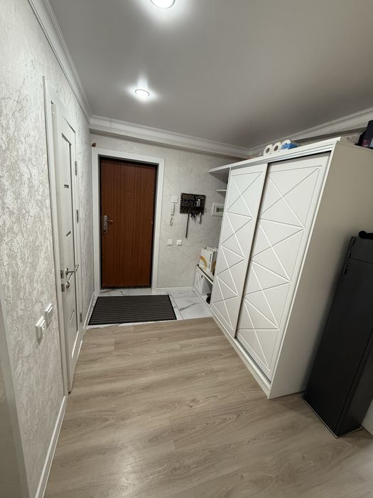 Продам квартиру 3 комнатную