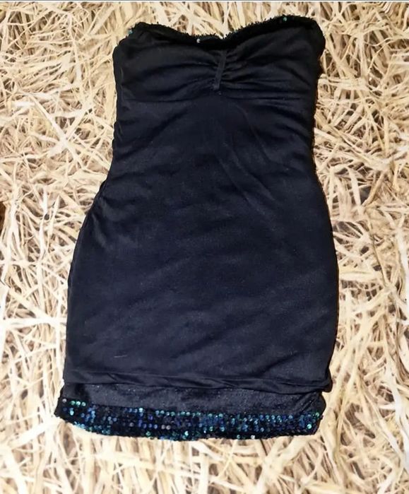 Ефектна еластична пайетирана рокля в зелено-сини  нюанси. XS-S / НОВА