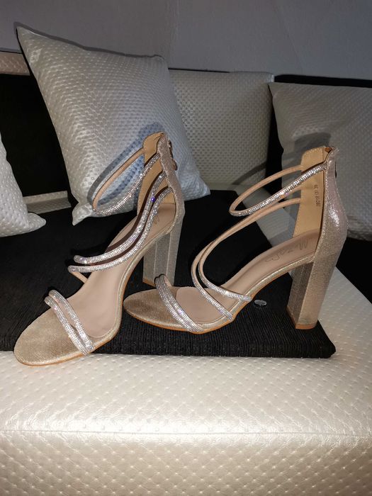 Sandale Mei, culoare piersica..