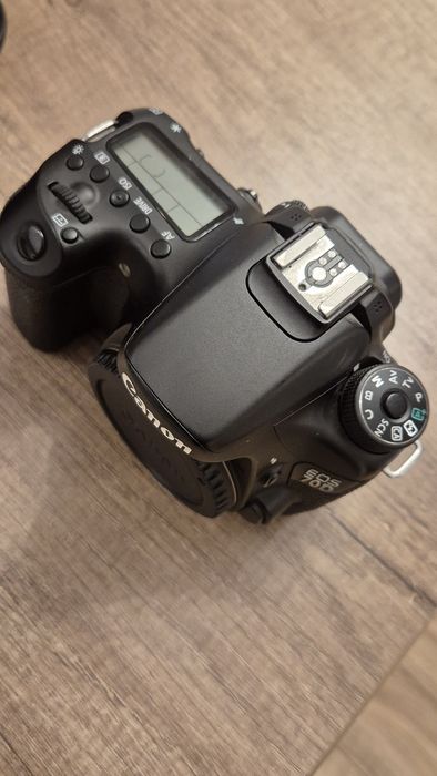 Canon EOS 70D + Oviective