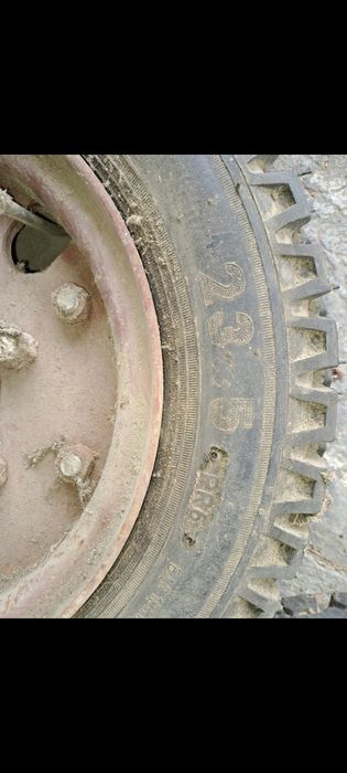 Гуми с джанти ...