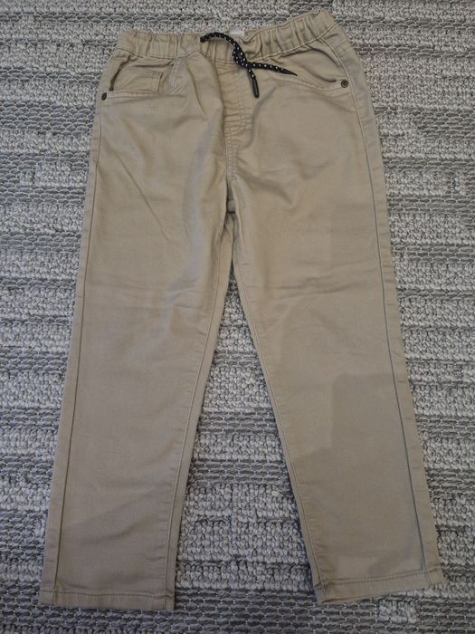 Джинсы новые фирменные