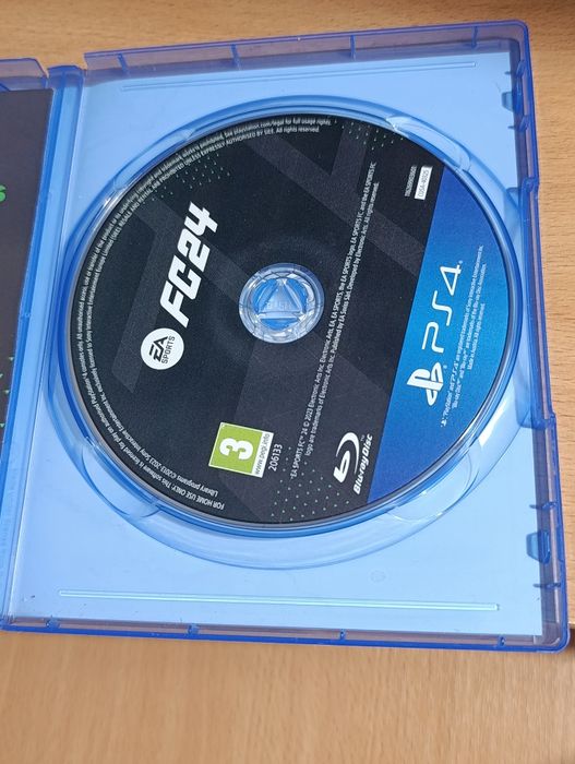 Продаю Фифа 2024 на плейстешин 4