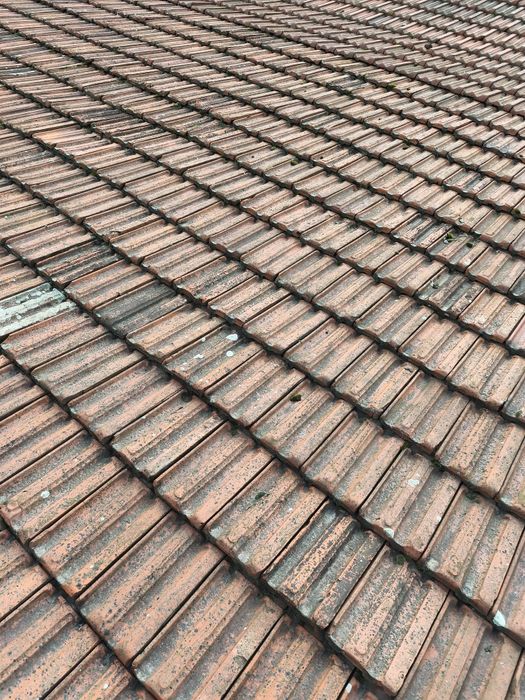 Продавам керемиди ,лястовица с два канала