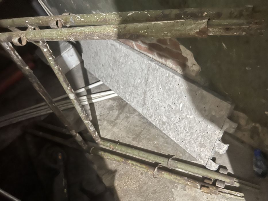 Vand schela metalica