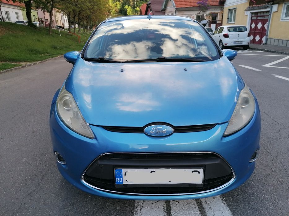 Masina de familie super preț 1999 Euro