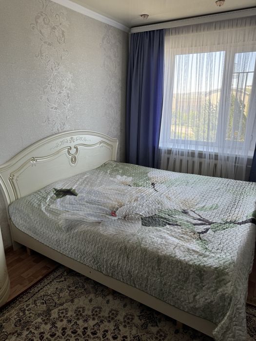Срочно продается спальный гарнитур