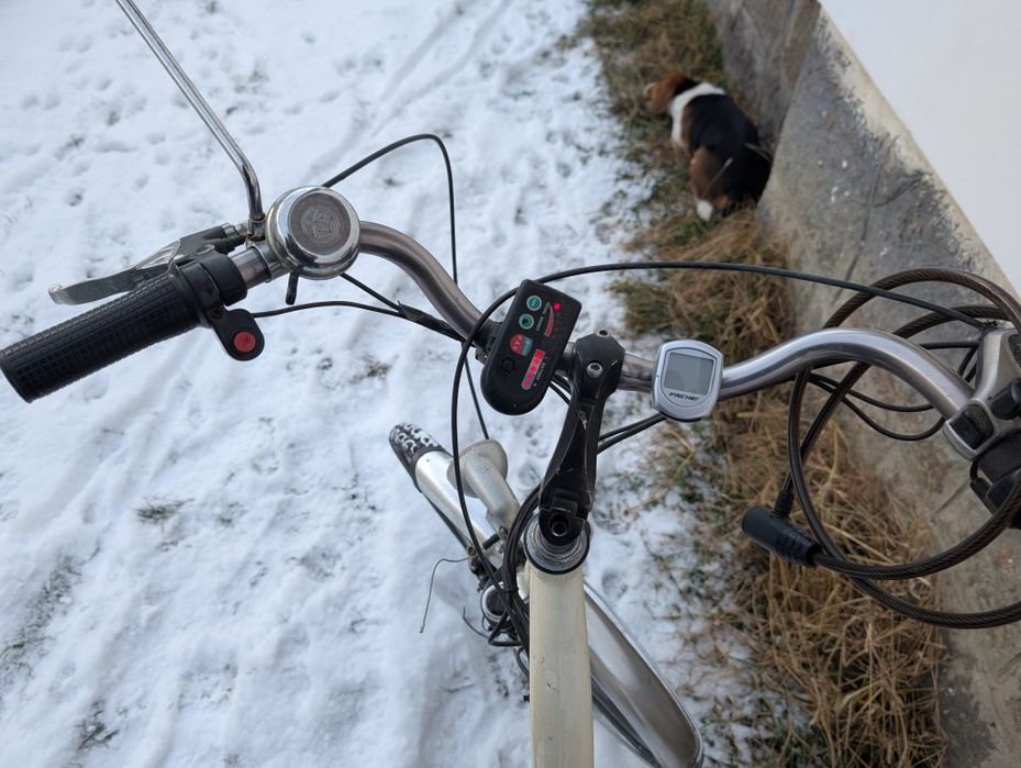 Vând bicicleta electrica