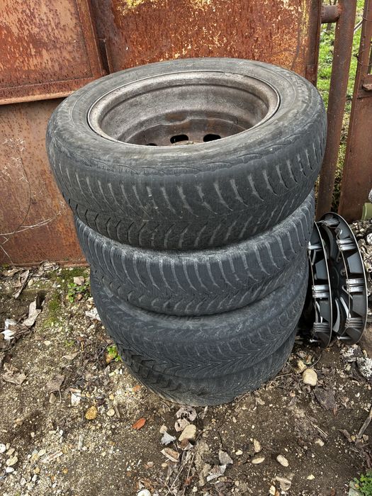 Vand set de 4 jante de tabla 195/65 R15