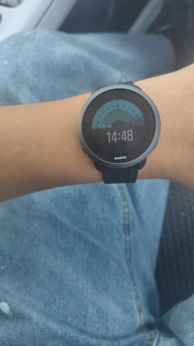 Часы спортивные Suunto 3