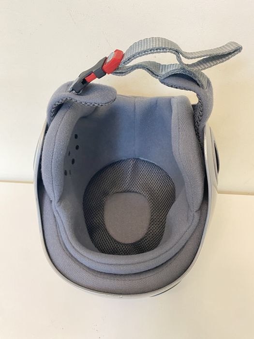 Детска каска за ски