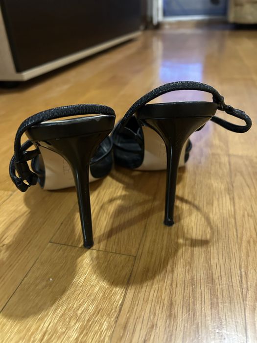 Обувки на ток  Zara