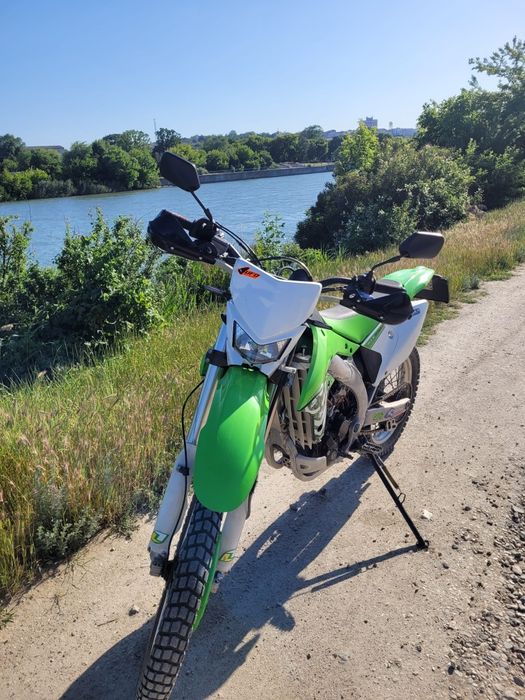 Kawasaki klx450R înmatriculat
