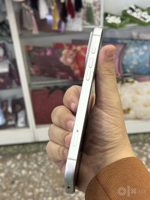 Iphone 17 Pro Max 256 GB silwer srochna sotladi