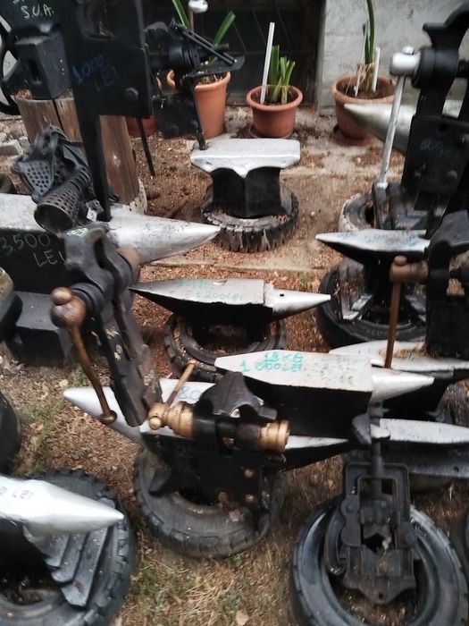 Nicovala foarte veche de colectie menghina