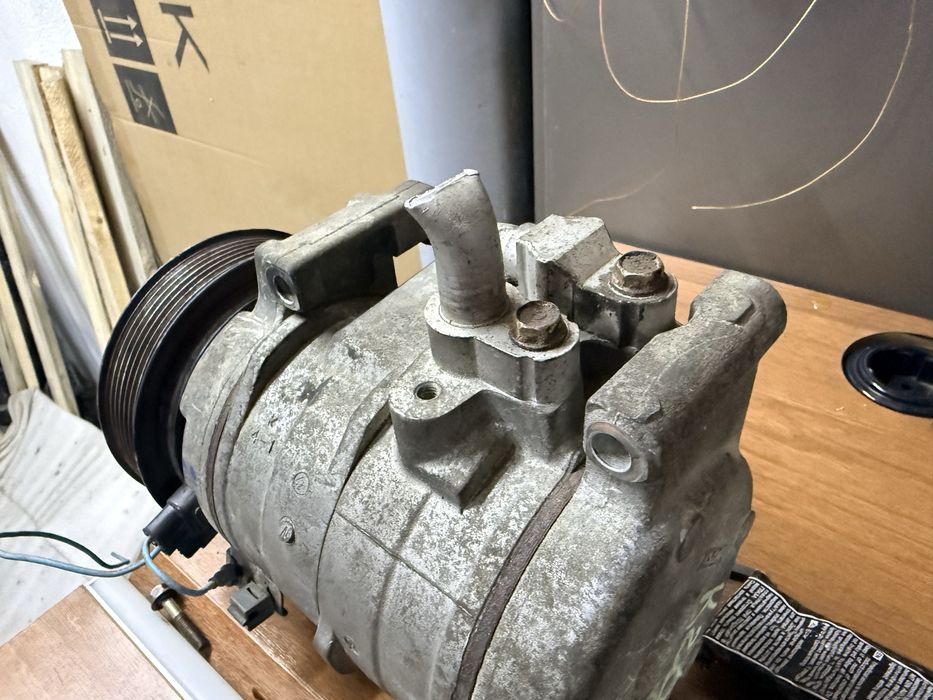 Компрессор кондиционера HONDA CR-av