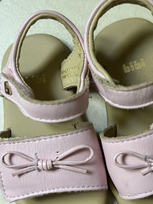 Sadale fetite, din piele naturala, roz, 20 Bibi