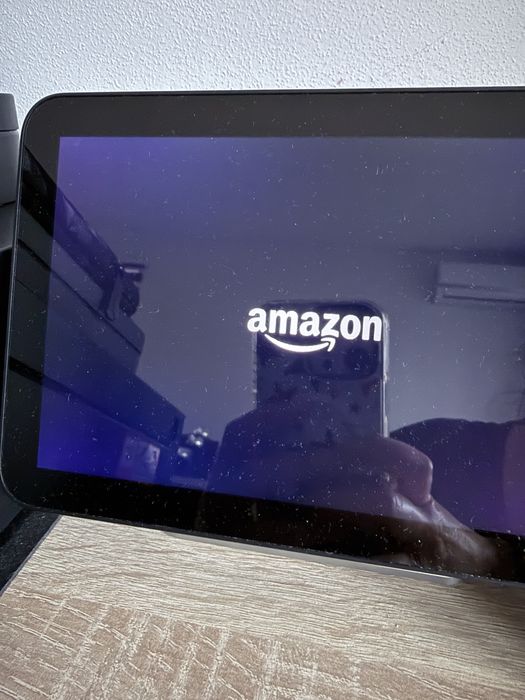 Amazon Echo Show 8 (1st Gen)