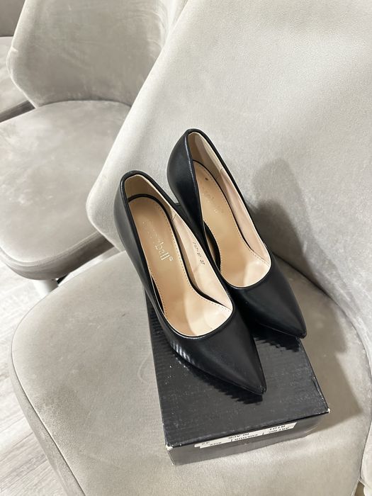 Кожаные женские туфли