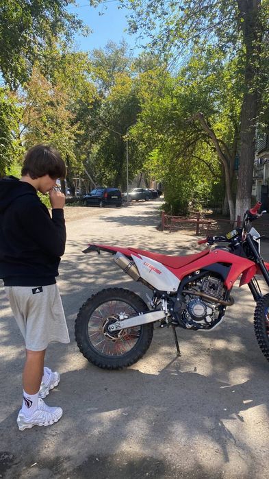 Продам Эндуро 3ОО