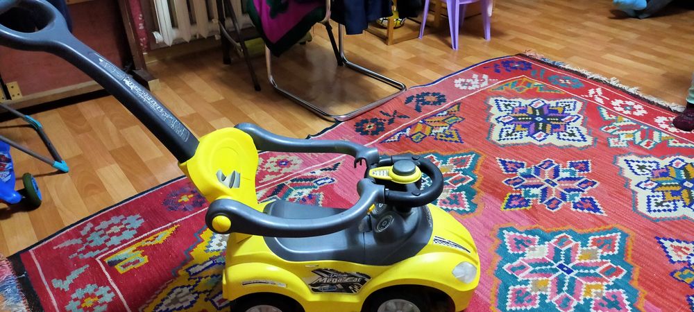 Продам толокар детский