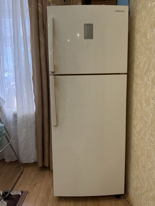 Холодильник от самсунг