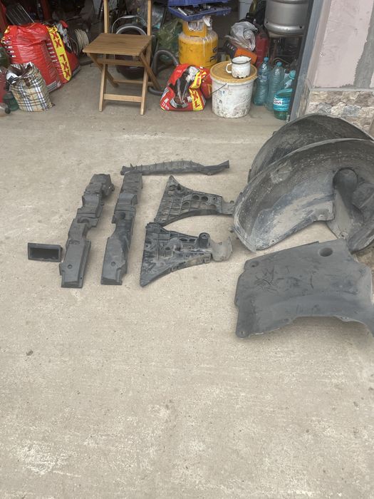 Carenaje, spuma bara, suporti bara, plastic dedesubtul barii, bmw e60