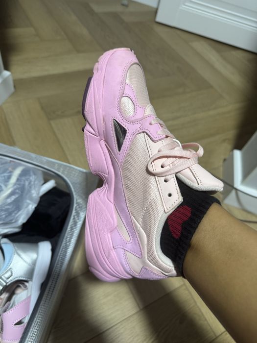 Кроссовки adidas