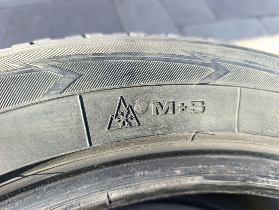 Шины зимние 225/55/R18 комплект б/у