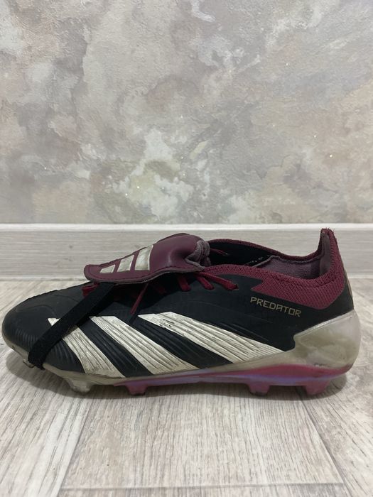 Предаторы адидас бутсы
