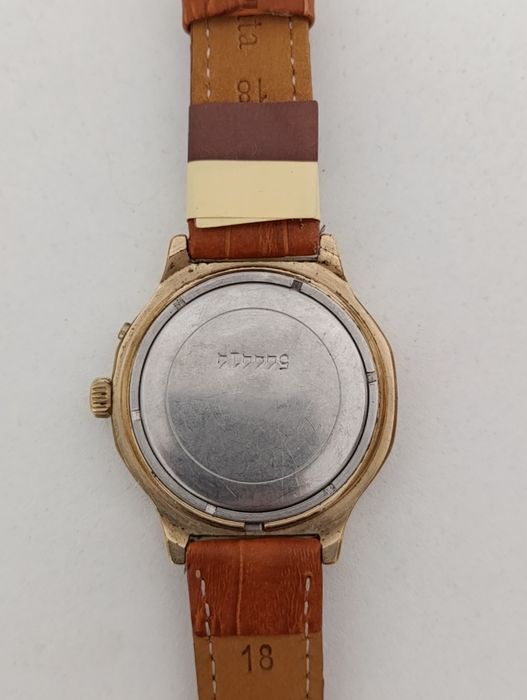 Продам часы советские СЛАВА