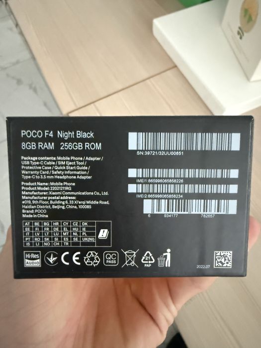 Poco F4 256 gb/ 8 bg