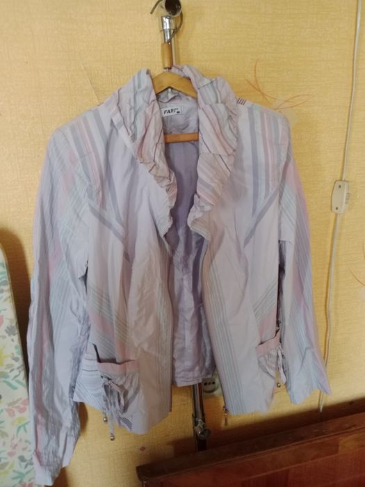 Продам пальто, куртки,плащ