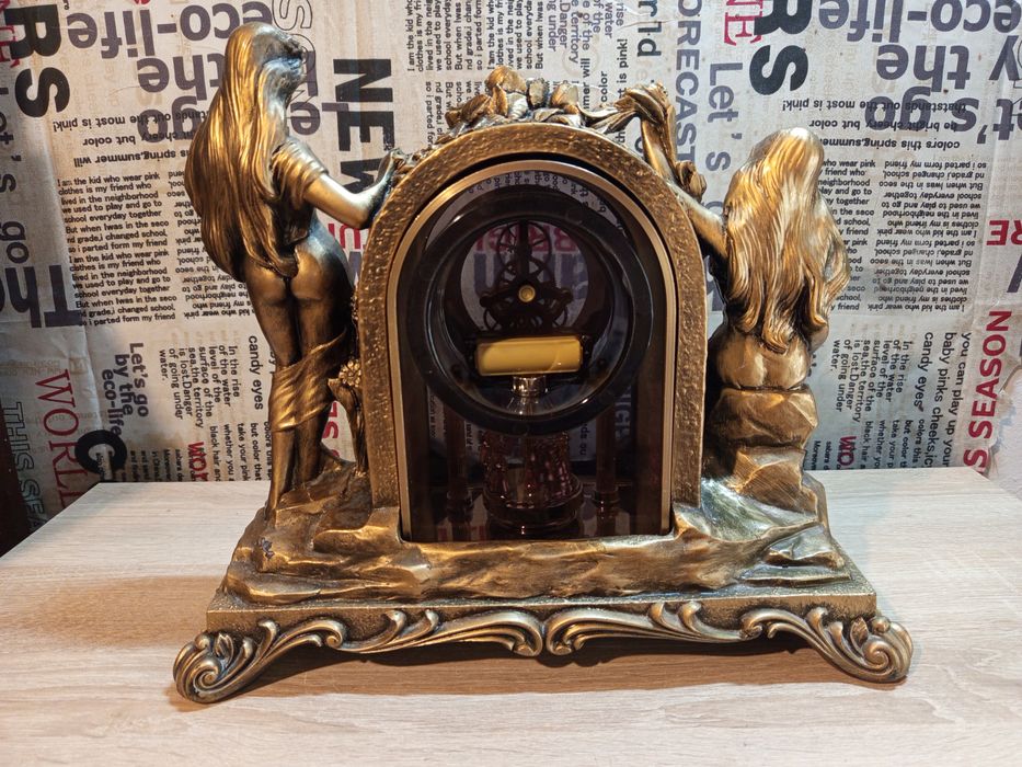 Настолен/Каминен Часовник