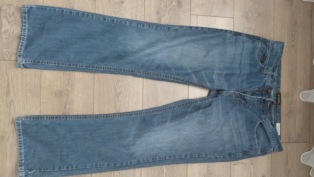 Джинсы Guess синие