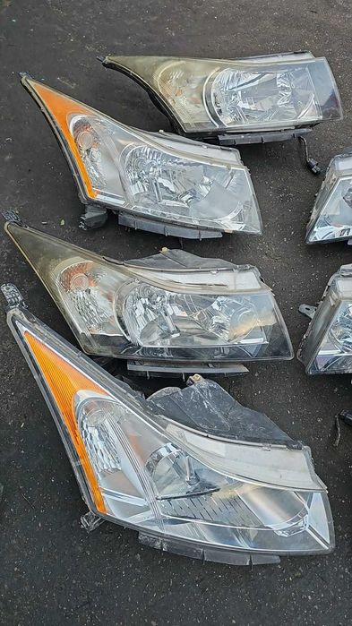 Фары на Chevrolet Cruze