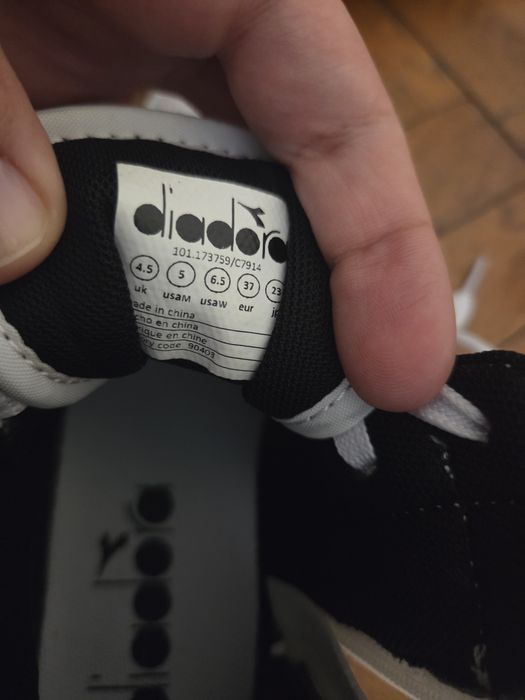 Diadora маратонки унисекс 37 номер