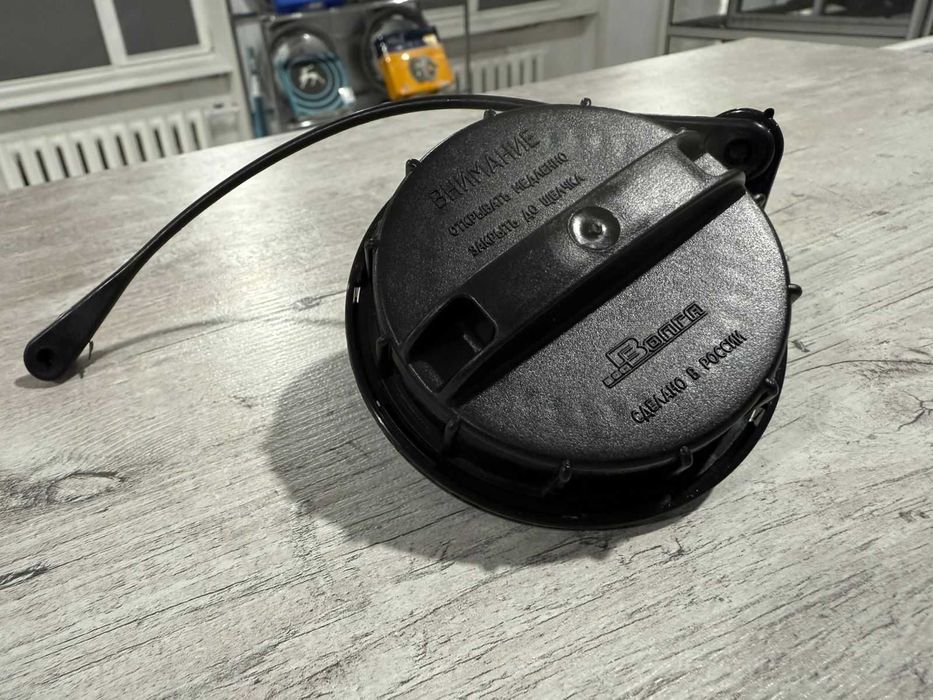 крышка бензобака ГАЗель  ОРИГИНАЛ