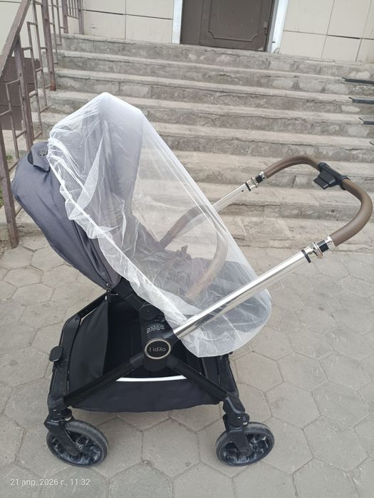 Продам коляску Kidilo 2 в 1 за пол цены
