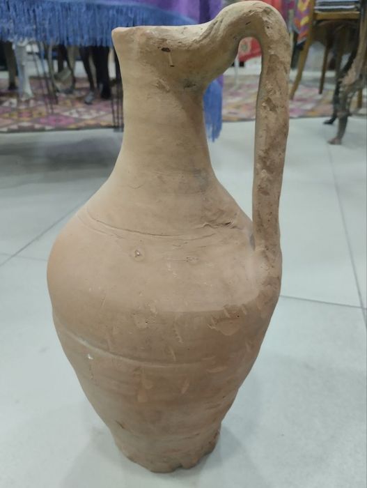 Старинный кувшин