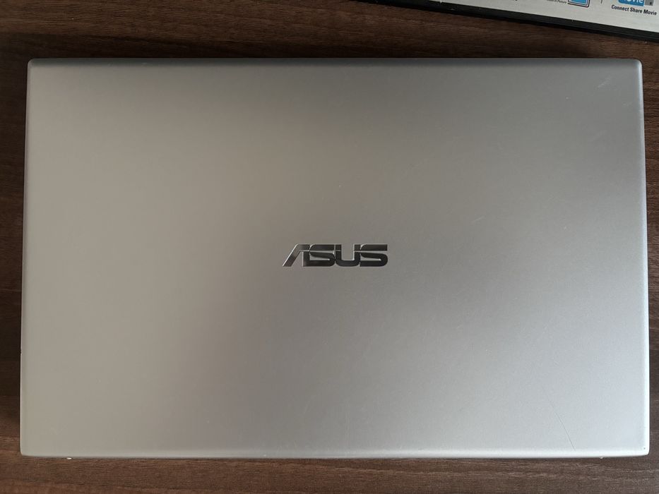 Asus VivoBook 15