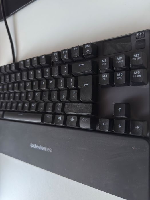 apex pro tkl ca noua