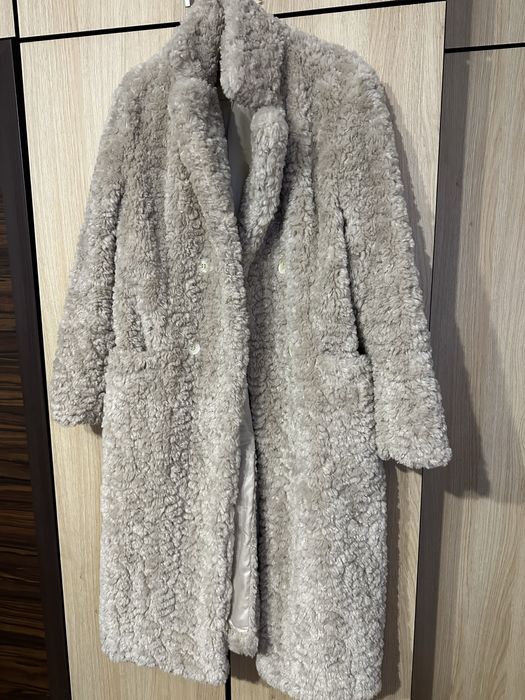 Палто бежово / дълго