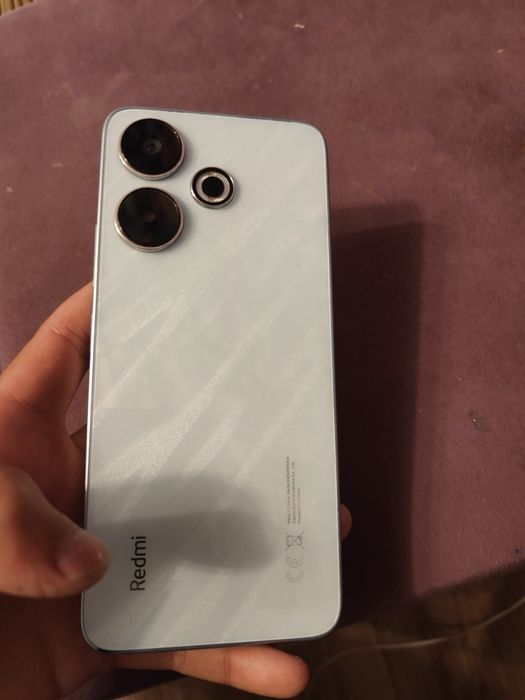 Продам телефон redmi 13