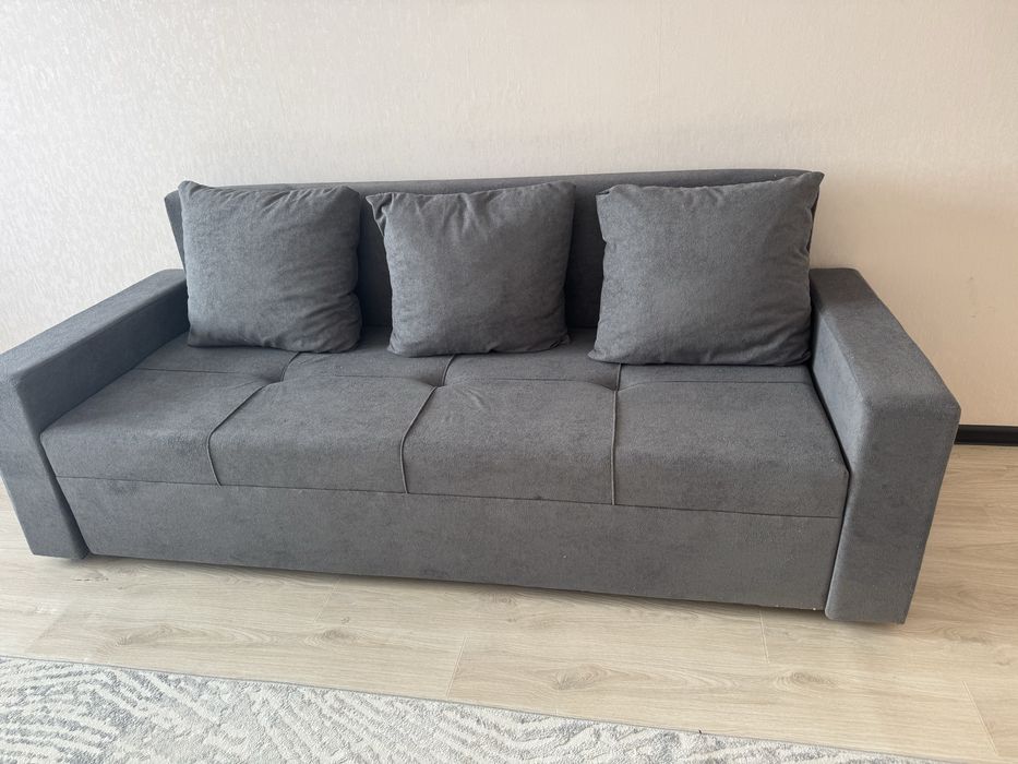 Продам диван и подставку для телевизора